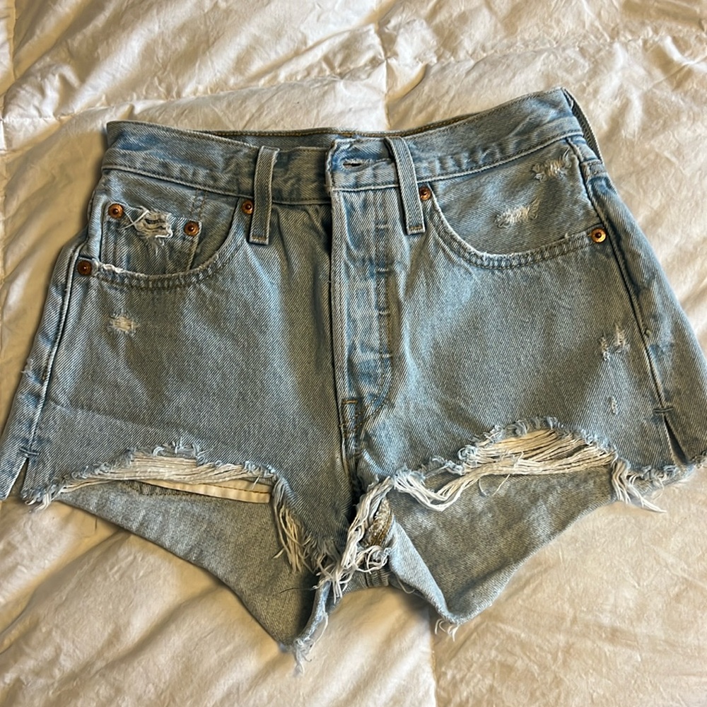 Levi’s 501 Cut Off Shorts size 24